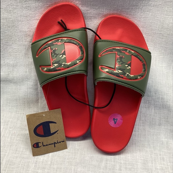 CHAMPION IPO CAMO C UNISEX KID’S SLIDES SANDALS. COLOR: RED AND ILIVE - Picture 2 of 13